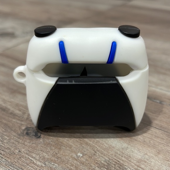 Brand new AirPods 3rd generation case. PlayStation 5 controller theme - Picture 3 of 4